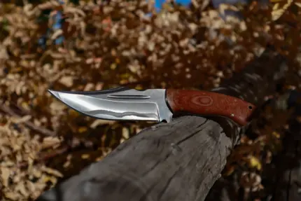 Grizzly 525 Hunting Knife: Master the Wilderness!